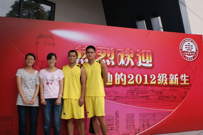 意昂3代理网迎来两对双胞胎新生